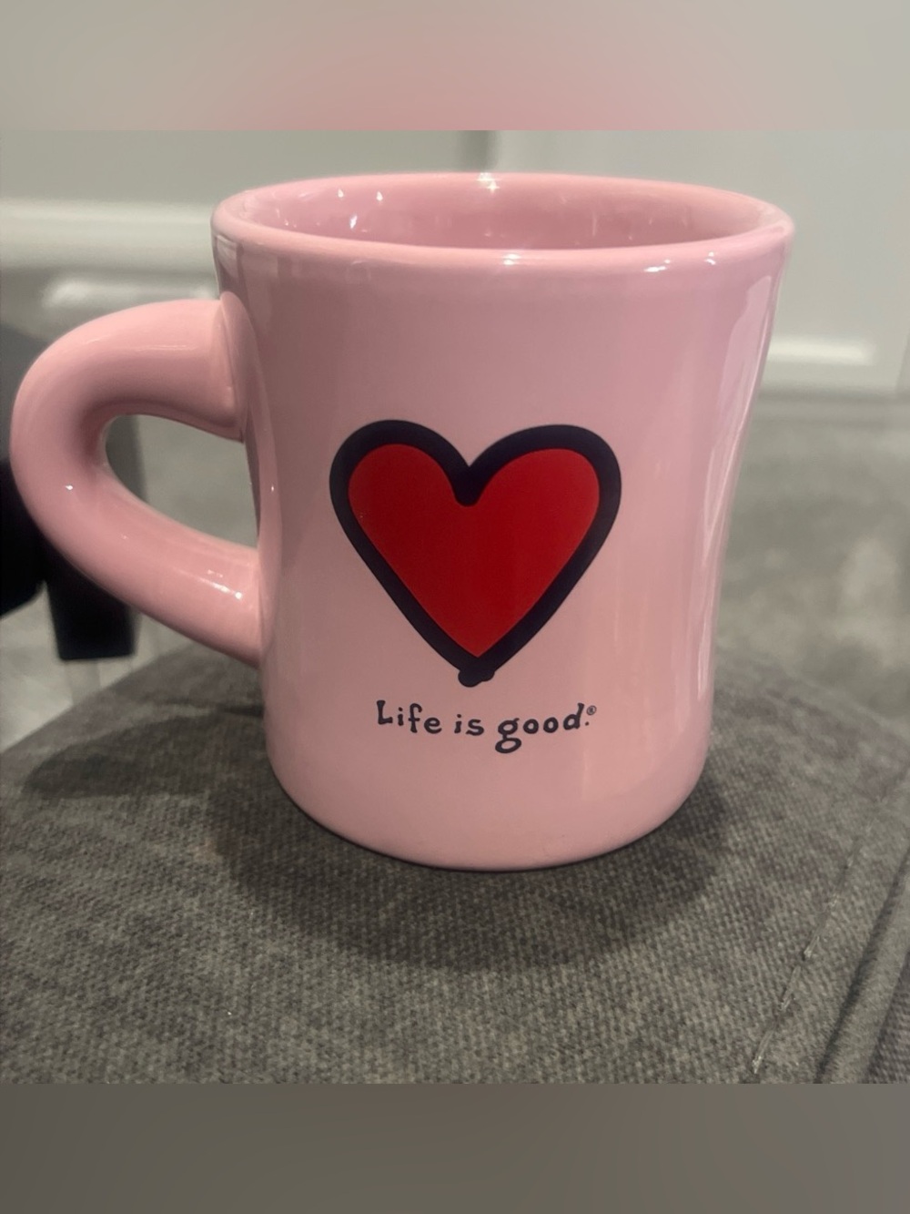 Life is Good Pink Heart Ceramic Mug- NEW